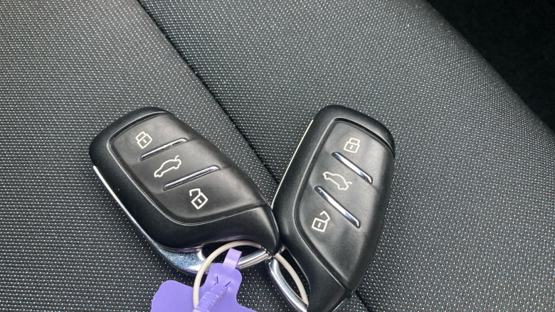 MG MG4 150kW Trophy EV Long Range 64kWh 5dr Auto Electric Hatchback